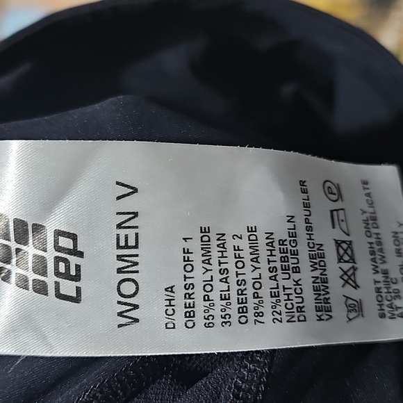 CEP‎ Black Athletic Capri Leggings Size Medium - Picture 4 of 5